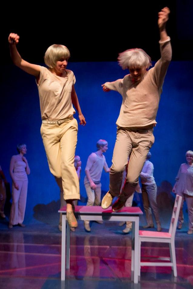 531567_163335020481571_2141777195_n